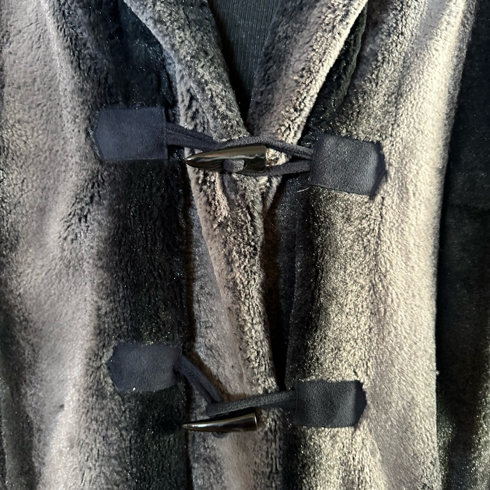 Dennis by Dennis Basso Luxury Reversible Faux Fur Coat w/ Detachable Hood - 1x - Picture 4 of 7